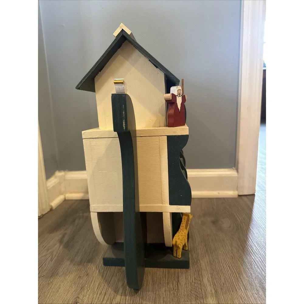 Noah's Arc Birdhouse/ Decor
